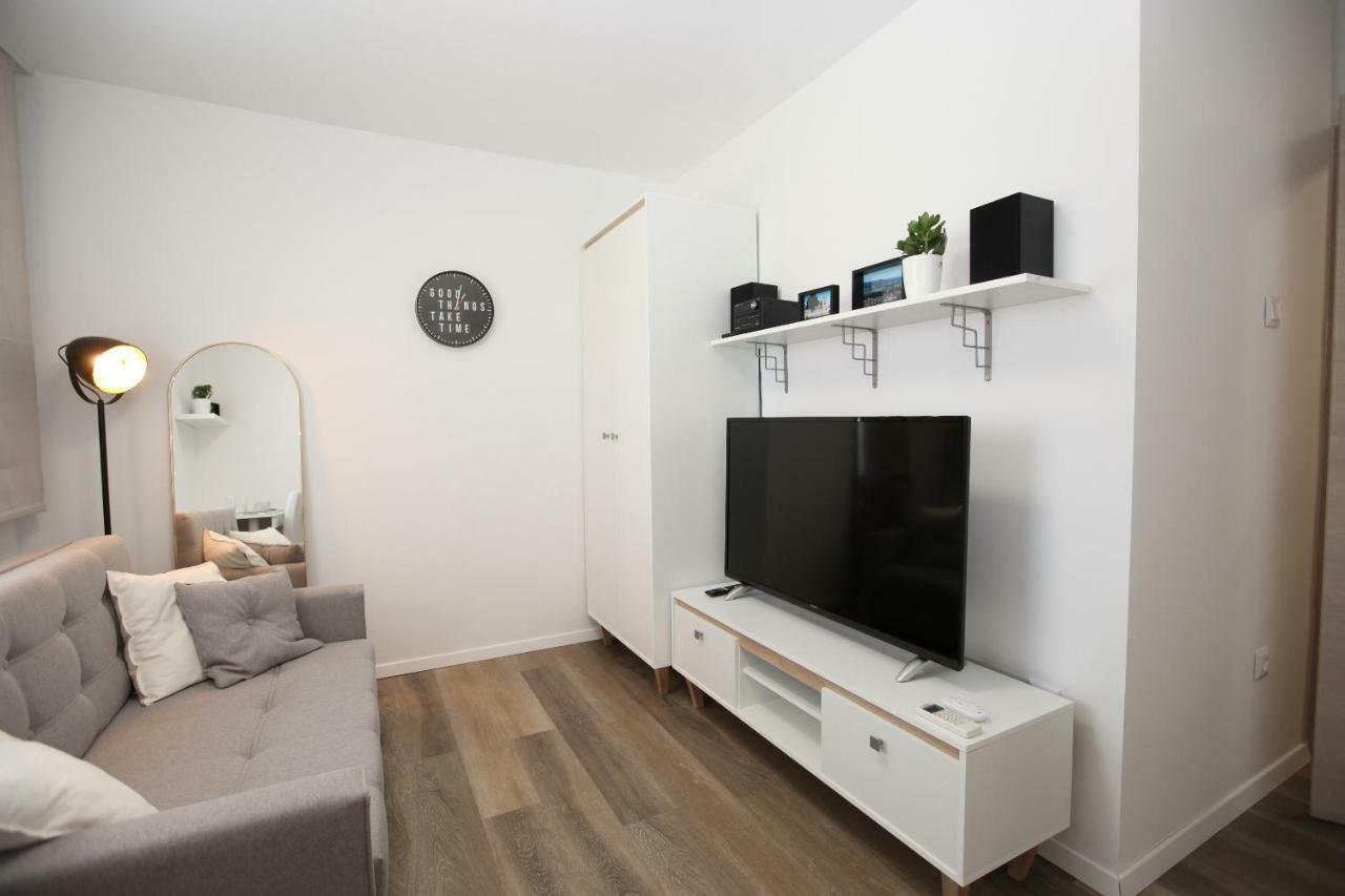 Elegant Central Apt Maribor W/Parking Buitenkant foto